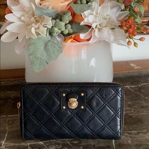 Marc Jacobs wallet.